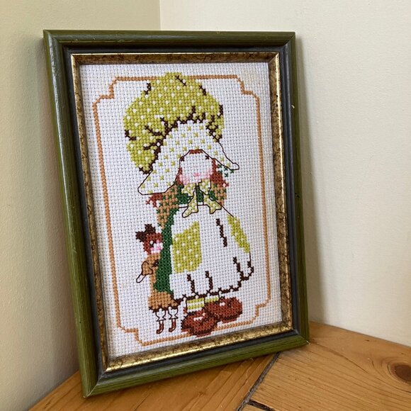 Holly Hobbie Style Cross Stitch Framed Embroidery Picture Vintage WonderArt Lucy - Picture 1 of 6